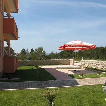 2 Vakantiehuis *