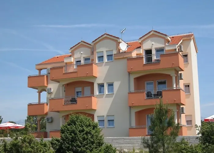 2 Holiday home Vrsi
