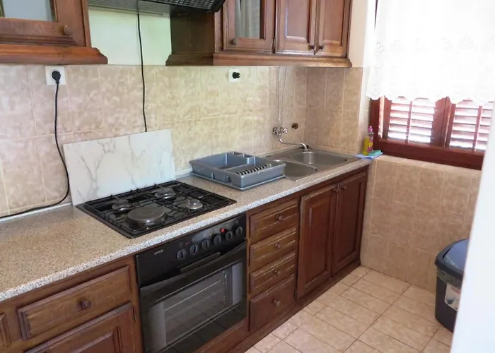 2 Holiday home *