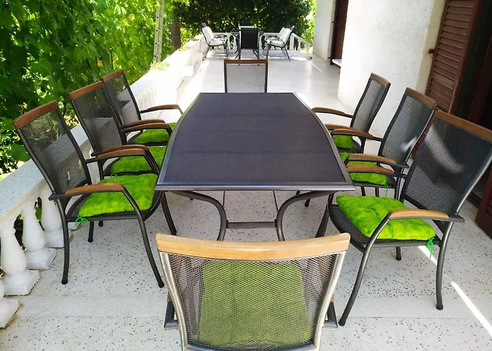 2 Дом отдыха *